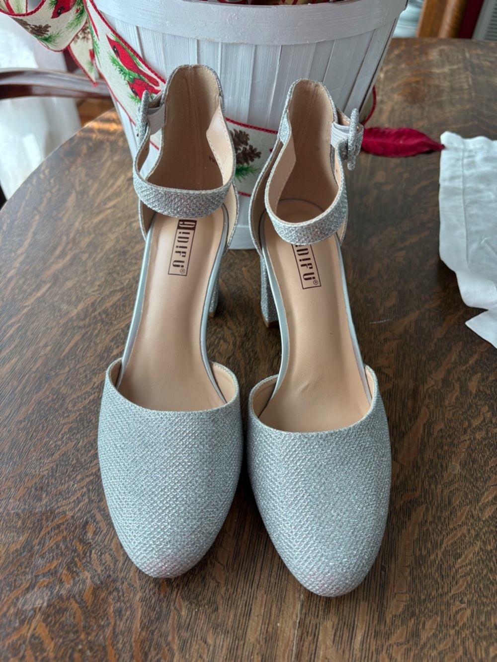 IDIFU Silver Glitter Ankle-Strap Pumps